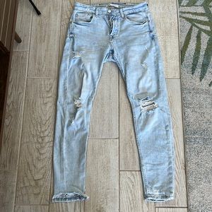 Men’s Zara Skinny Jeans, Light Wash, Ripped